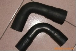 出口汽車水管、支架及防塵套 河北永康過濾器科技的專業橡膠解決方案